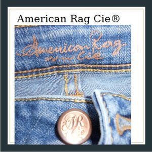 ✅ American Rag Cie Jeans - Size 7 Juniors